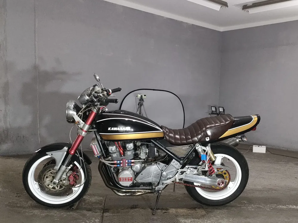 Kawasaki Zephyr 400 1994, black / light brown, фото 2