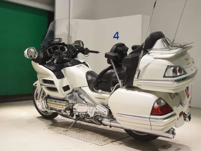 Honda GL1800 2004, белый, фото 6