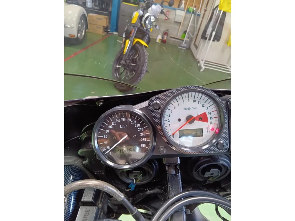 Suzuki GSX-R750 1998, black/gray, фото 5