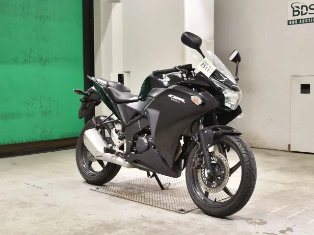 Honda CBR125R, чёрный, фото 3