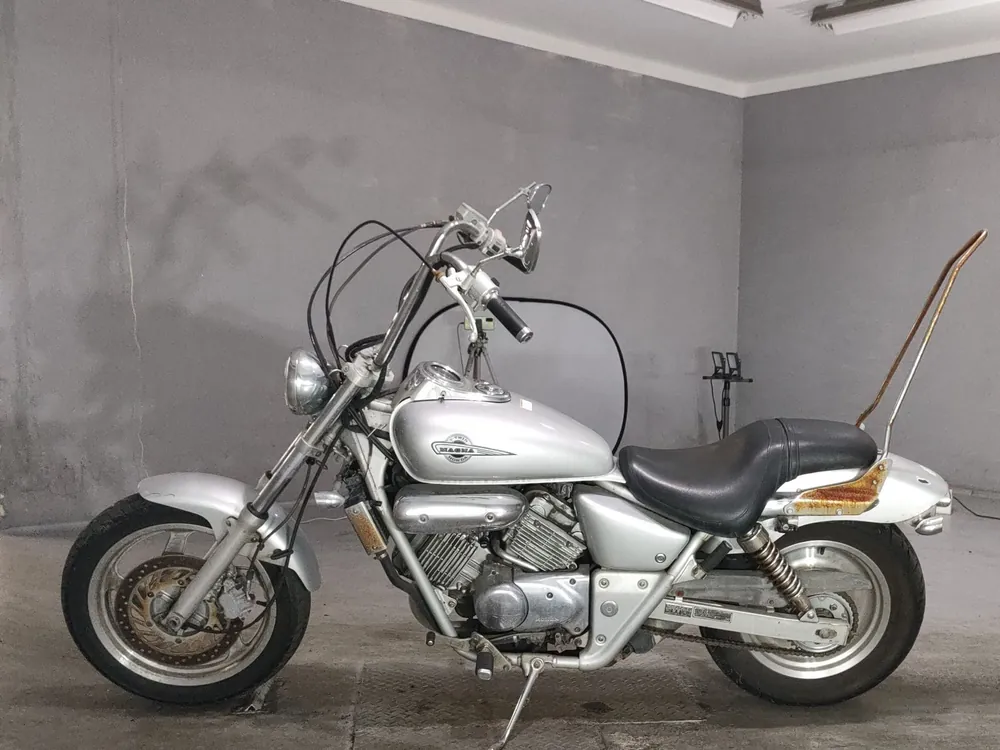 Honda V-Twin Magna 250, серебристый, фото 2