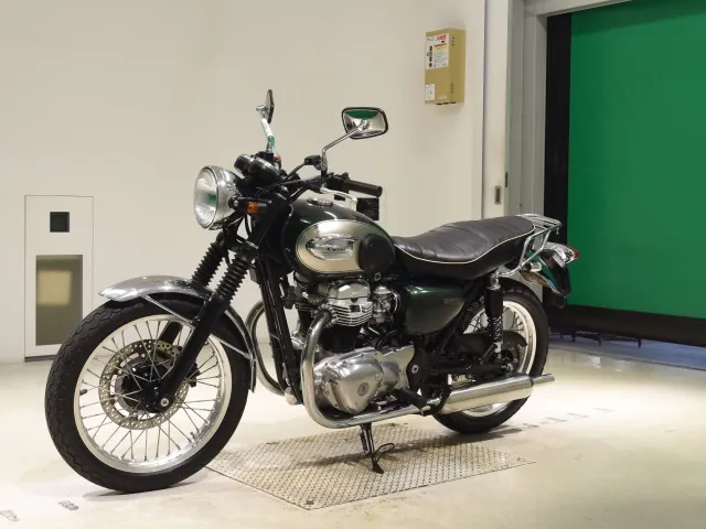Kawasaki W650 2009, зелёный, фото 4