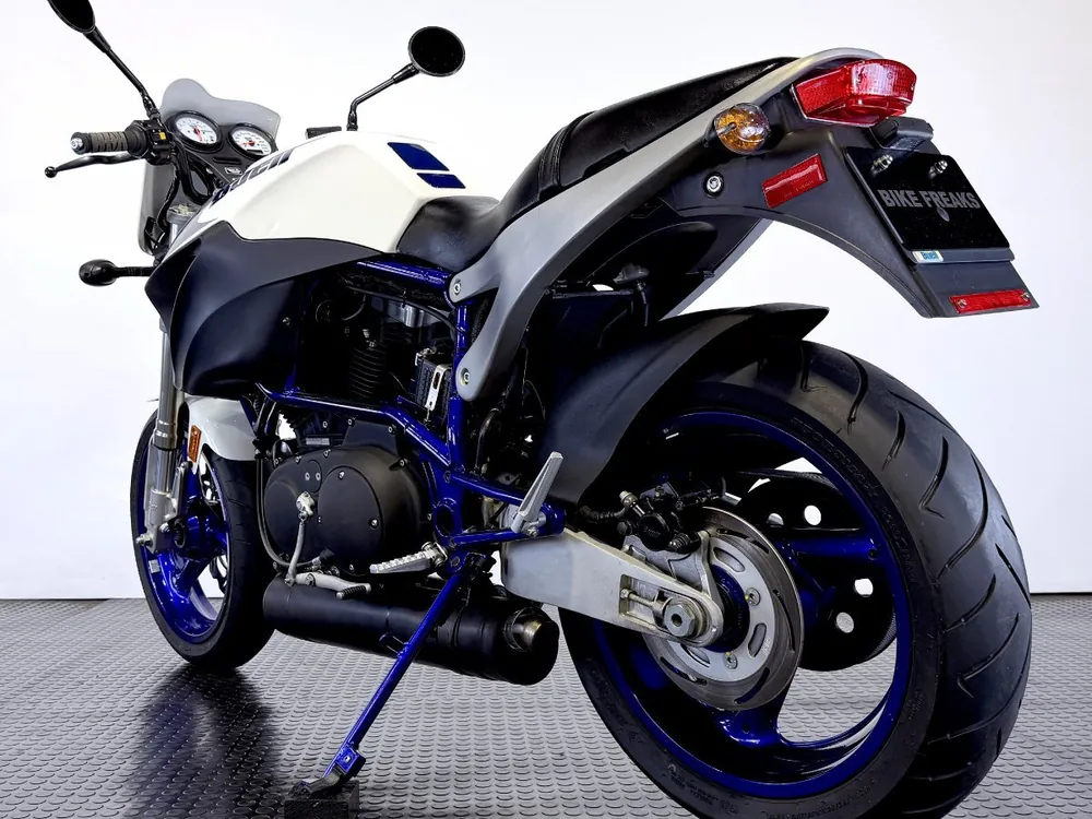 Buell X1 Lightning 2001, фото 10