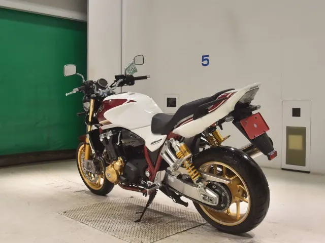 Honda CB1300 2023, white | red, фото 6