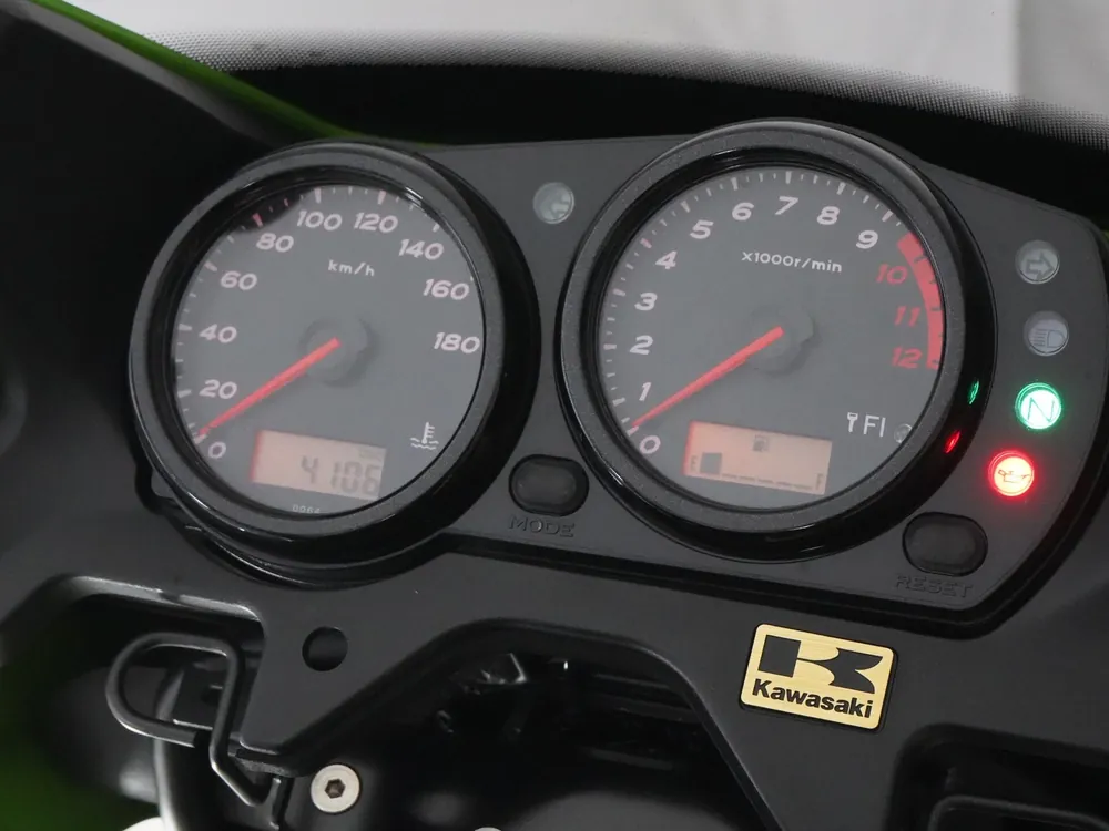Kawasaki ZRX1200DAEG 2017, lime, фото 3