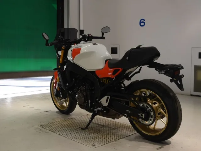 Yamaha Xsr900-2, white | red, фото 6