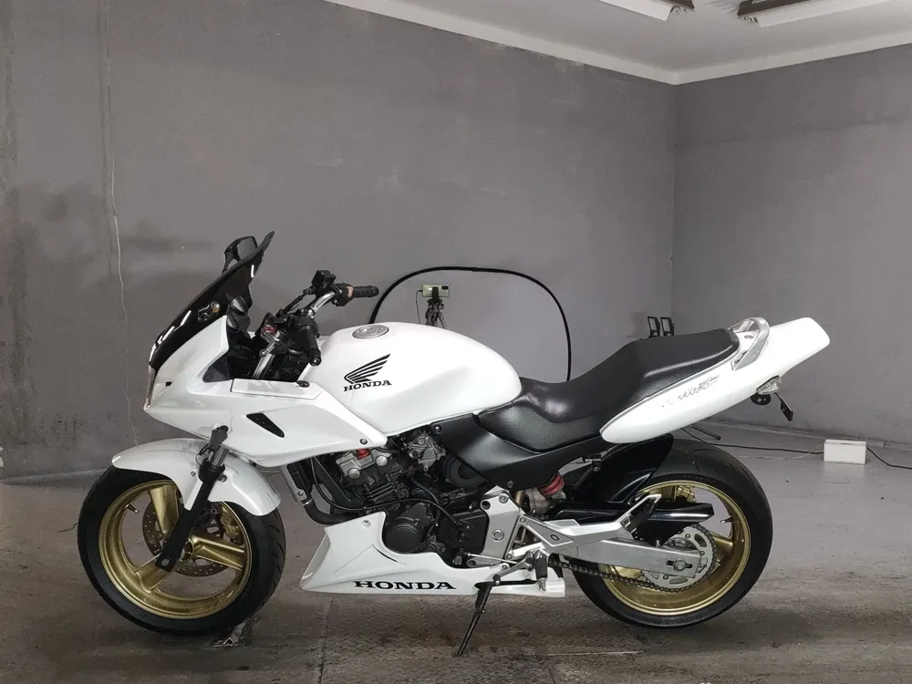 Honda Hornet 250, белый, фото 2