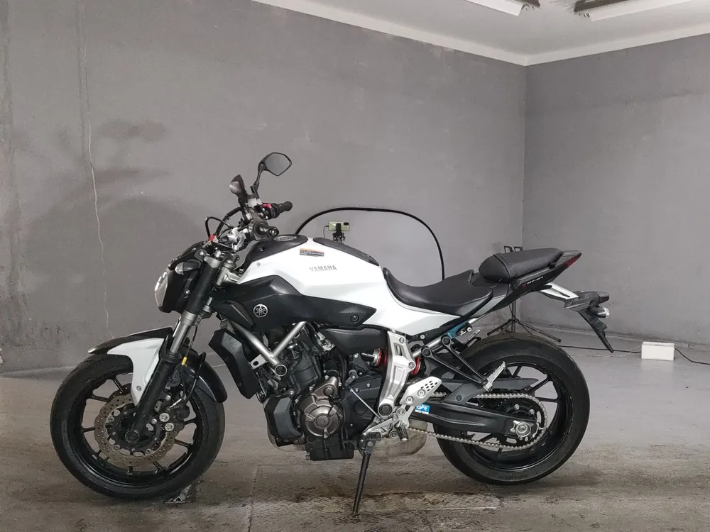 Yamaha MT-07 2014, белый, фото 2
