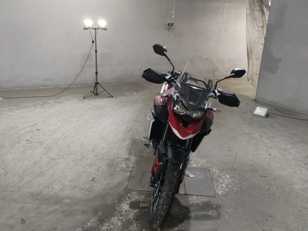 Triumph Tiger 900 GT 2026, black/red, фото 3