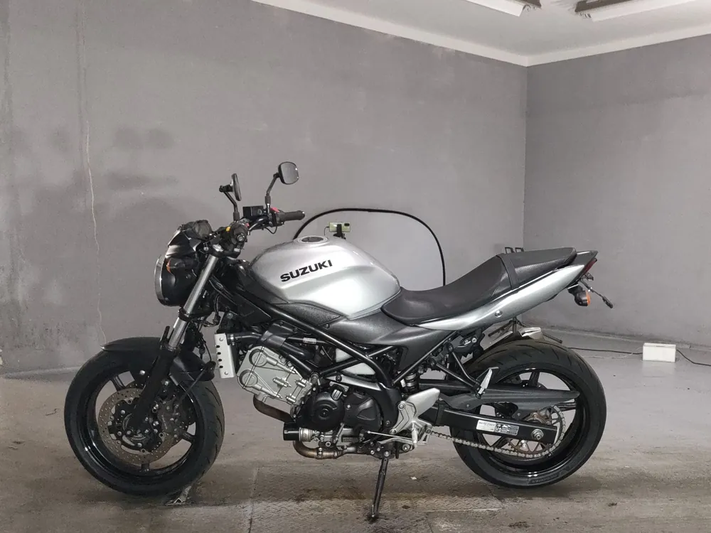 Suzuki SV650 2020, серебристый, фото 2