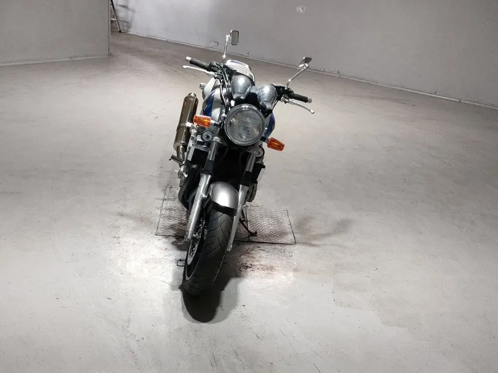 Yamaha XJR1300, серебристый, фото 3