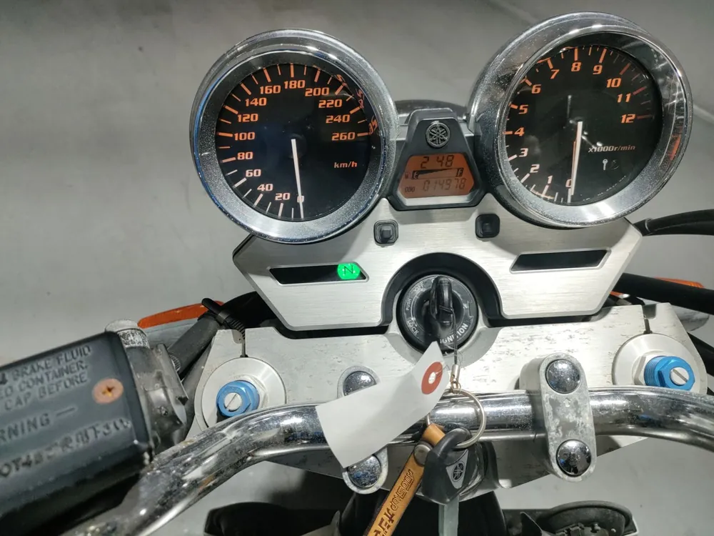 Yamaha XJR1300, серебристый, фото 5