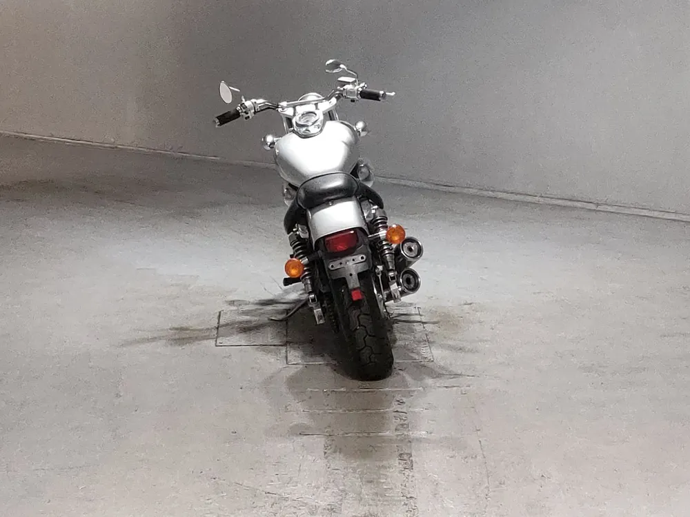 Honda V-Twin Magna 250, серебристый, фото 4