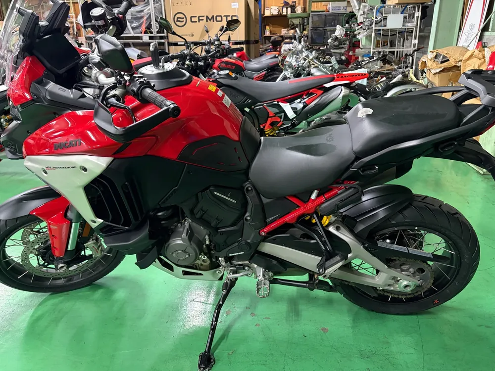 Ducati MULTI STRADA V4 RALLY 2023, красный, фото 2