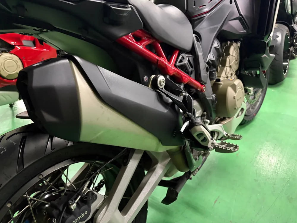 Ducati MULTI STRADA V4 RALLY 2023, красный, фото 8