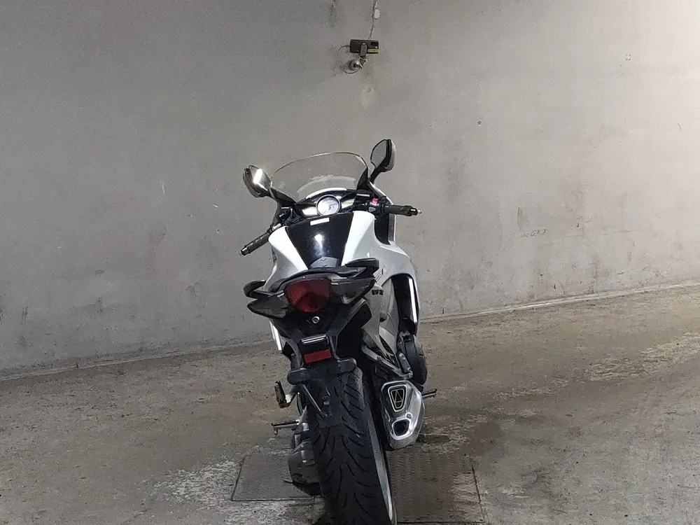 Honda Vfr1200Fd 2013, белый, фото 4