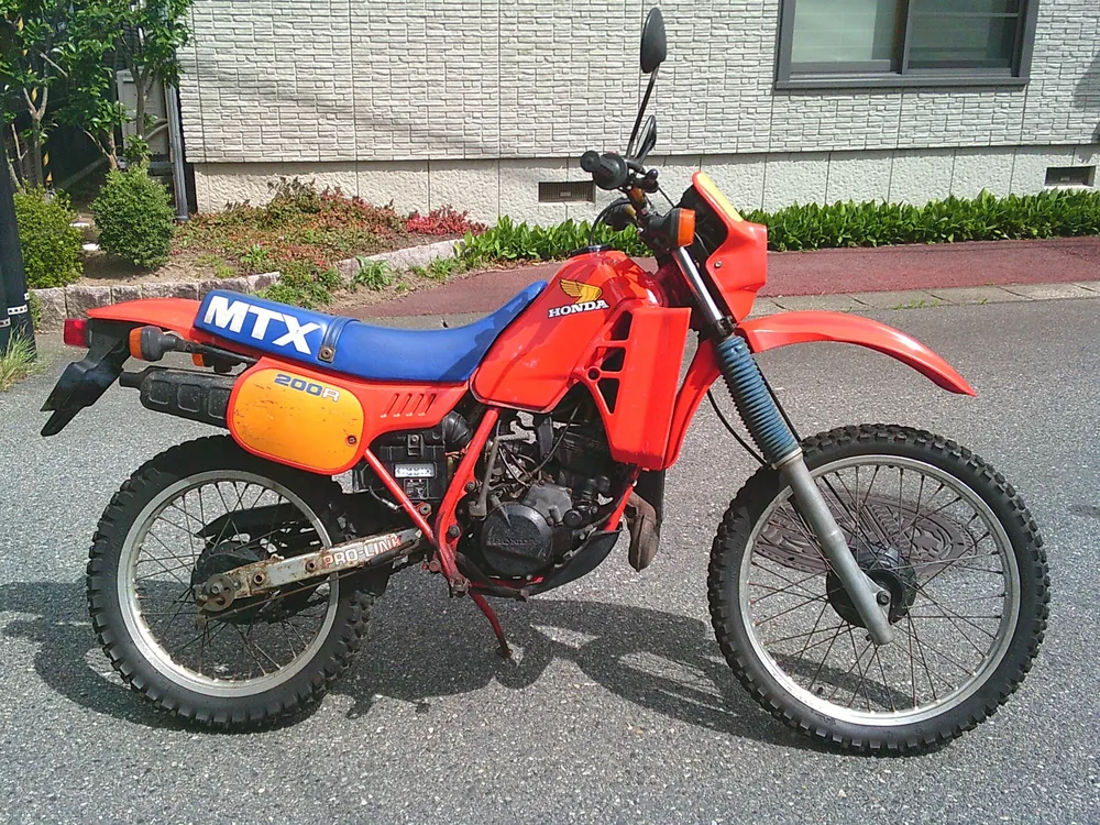 Honda CB250R MC52, красный, фото 2