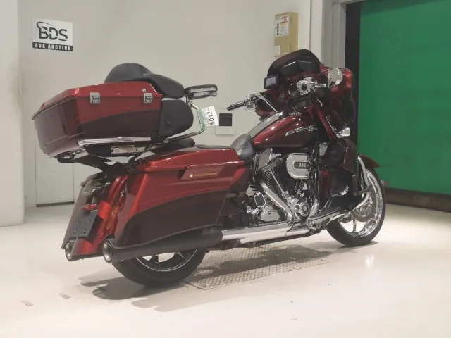 Harley-Davidson FLHXSE1800CVO 2012, красный, фото 5
