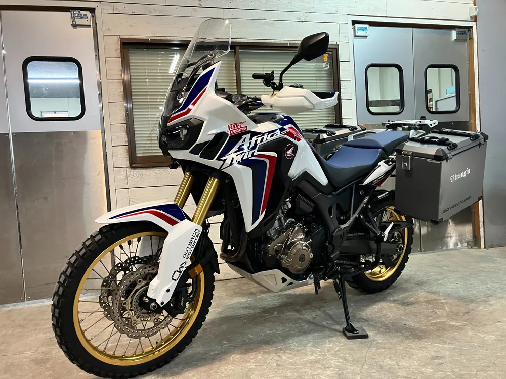 Honda Cfr1000 Africatwin 2016, tricolor color, фото 8