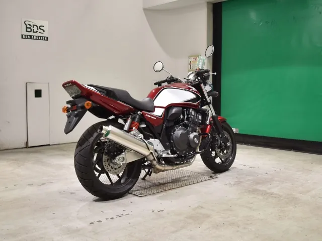 Honda CB400SB 2023, красный, фото 5