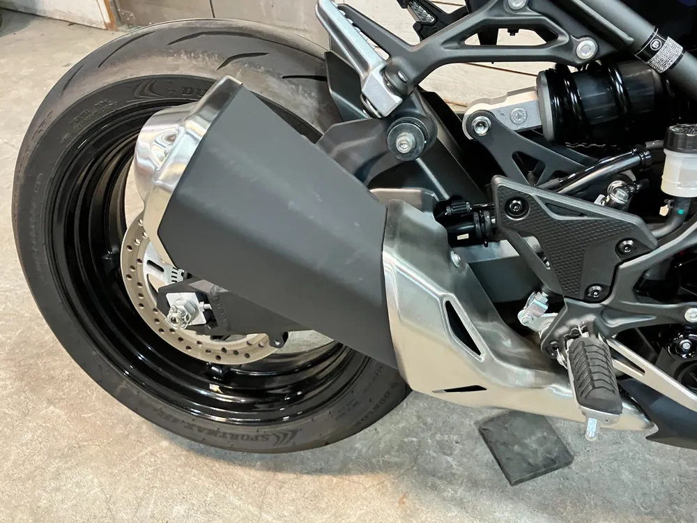 Kawasaki Z900 2026, gun m/ black, фото 12