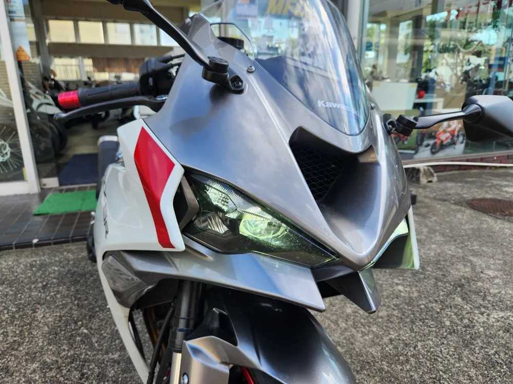 Kawasaki Zx-6Ra 2025, p white, фото 9
