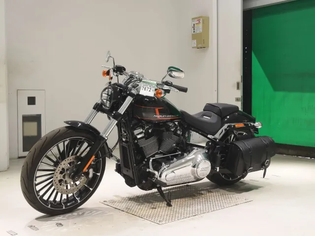Harley-Davidson FXBR1920 2023, чёрный, фото 4