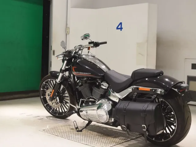 Harley-Davidson FXBR1920 2023, чёрный, фото 6