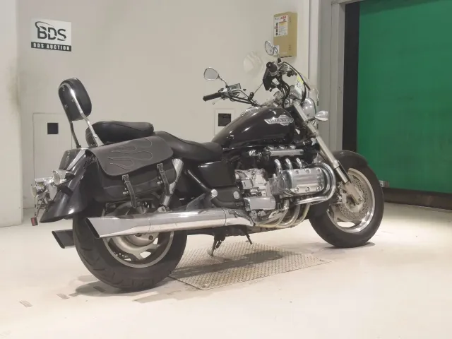 Honda Valkyrie 1996, чёрный, фото 5