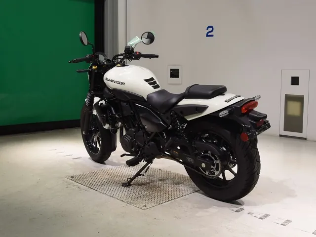 Kawasaki Eliminator 400SE 2026, белый, фото 6