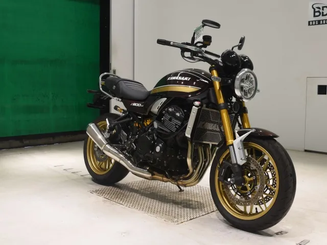 Kawasaki Z900RS 2024, light brown, фото 3
