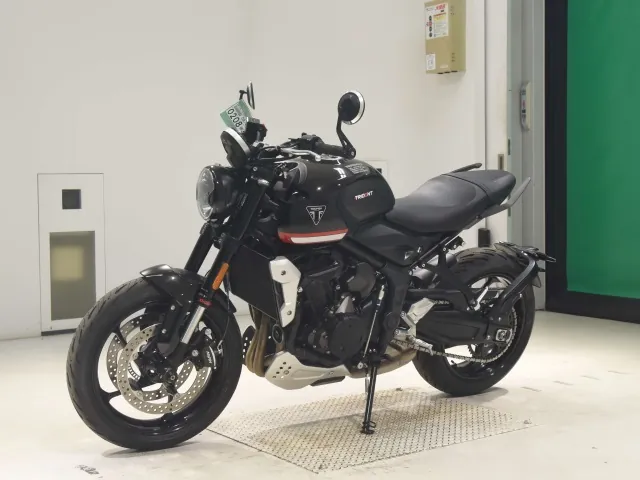 Triumph Trident 660 2023, чёрный, фото 4