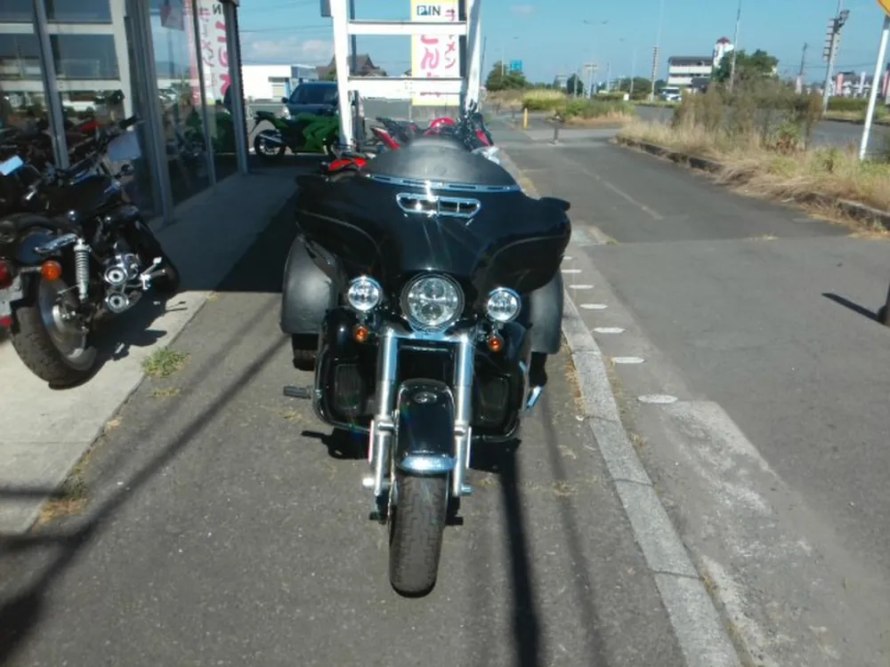 Harley-Davidson FLHTCU 2015, чёрный, фото 4