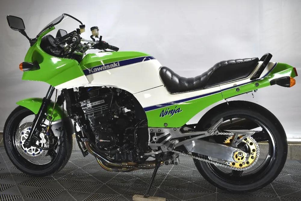 Kawasaki GPZ900R из Японии, фото 4