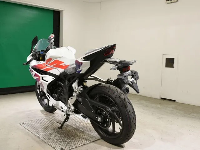 Honda CBR250RR, white | red, фото 6