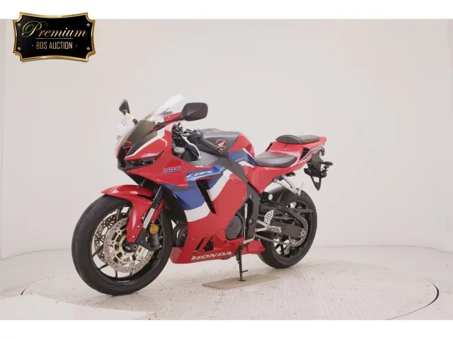 Honda CBR600RR 2021, белый, красный, синий, фото 4