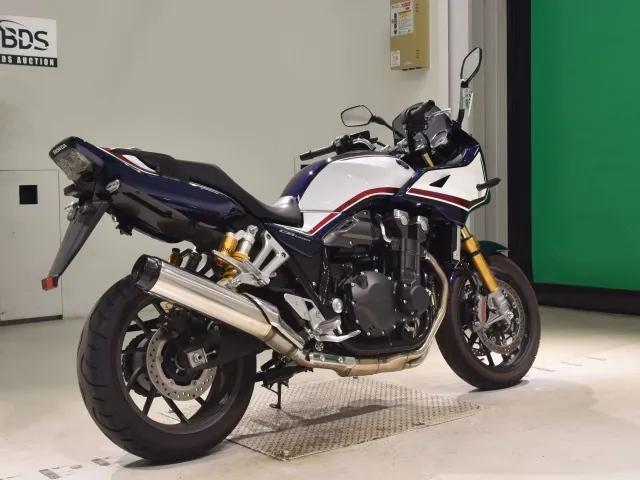 Honda CB1300 2023, white | red | blue, фото 5