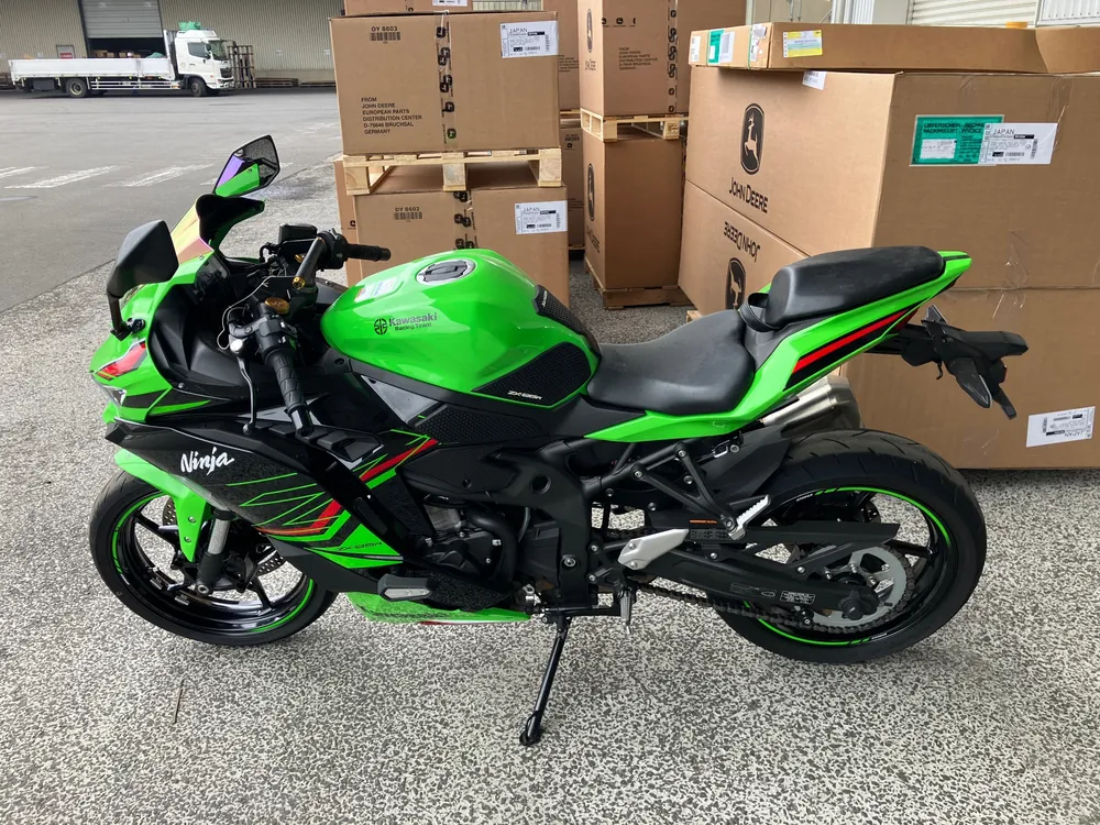 Kawasaki ZX-25R, lime / black, фото 4