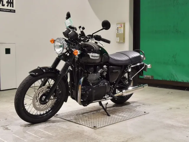 Triumph Bonneville T100 2013, чёрный, фото 4