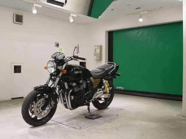 Yamaha XJR400R 1993, чёрный, фото 4