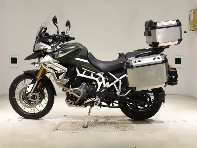 Triumph Tiger 900 Rally Pro 2022, зелёный, фото 2