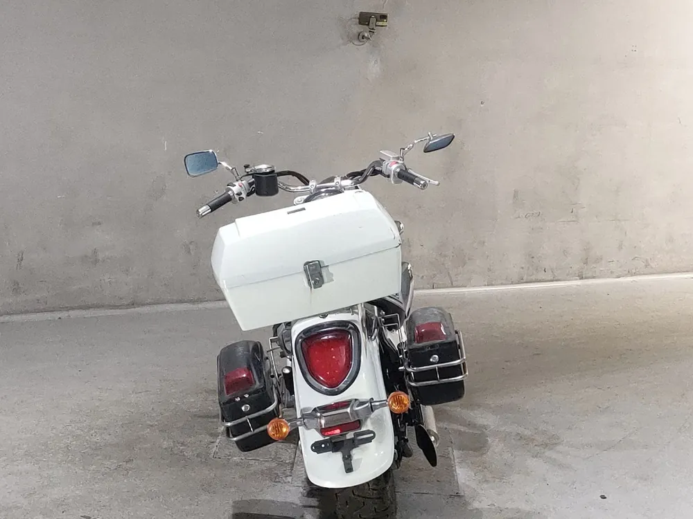 Suzuki Intruder 400 Classic 2010, white / gold, фото 4