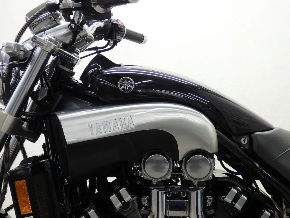 Yamaha V-MAX 1997, чёрный, фото 10
