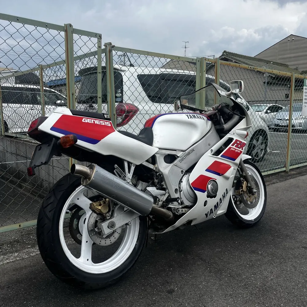 Yamaha FZR400 1989, фото 4