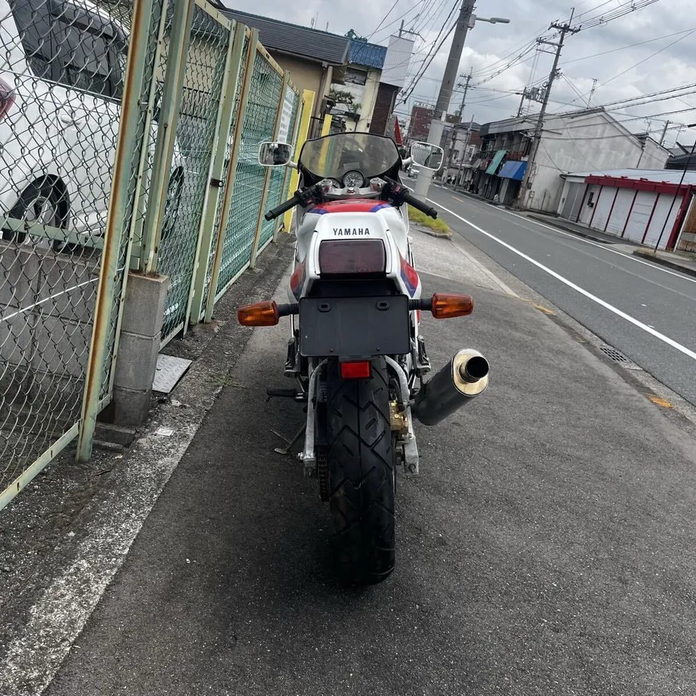 Yamaha FZR400 1989, фото 5