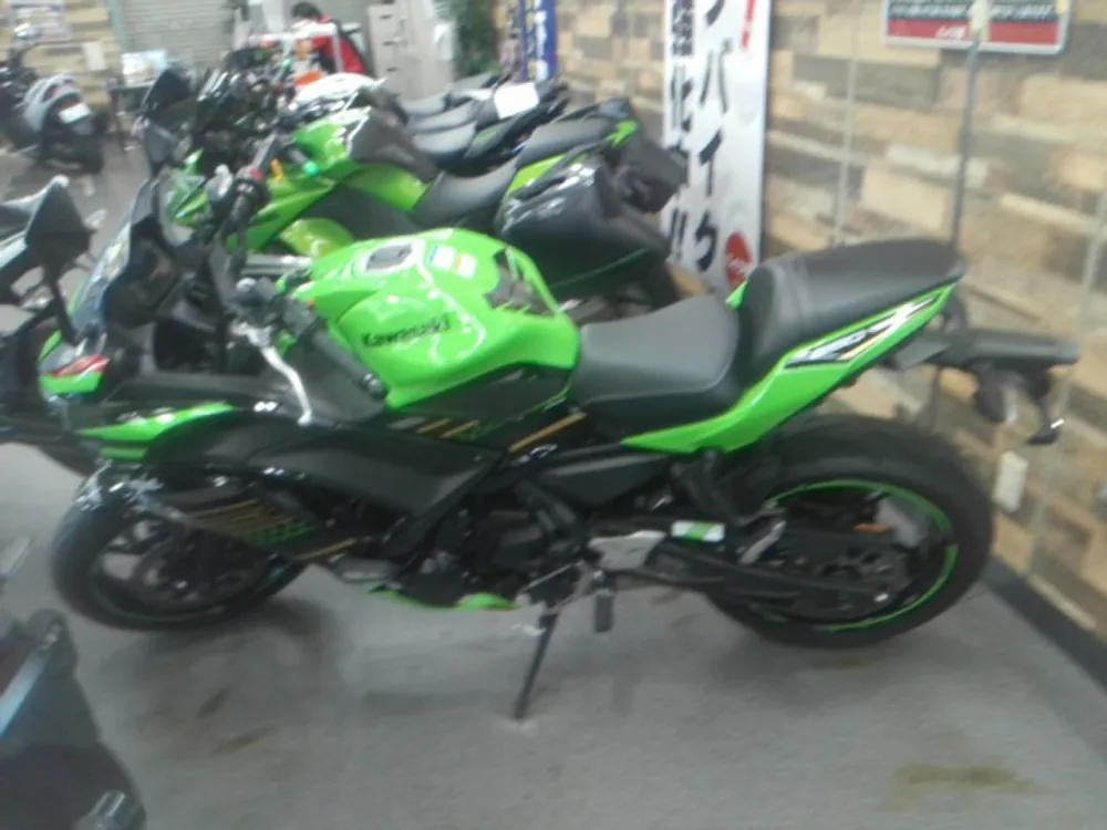 Kawasaki Ninja650A 2020, black/green, фото 2