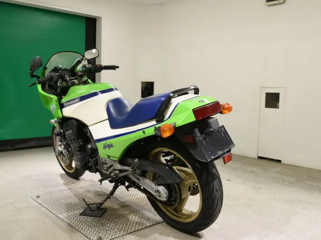 Kawasaki GPZ900R Ninja 1991, white | green, фото 6