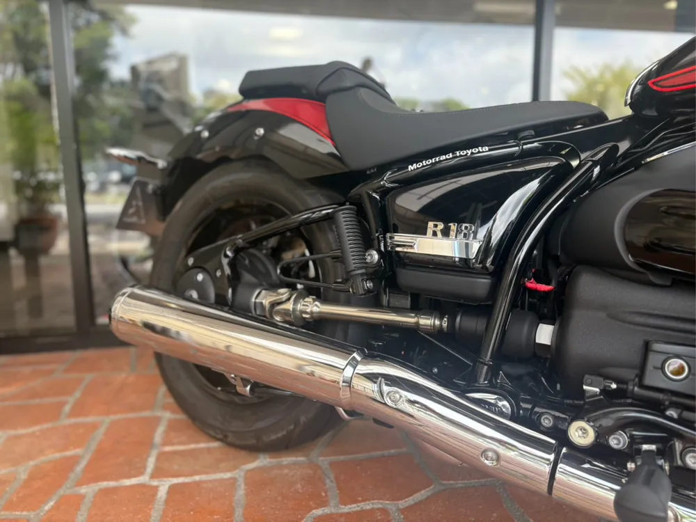 BMW R18 Classic 2025, чёрный, фото 4