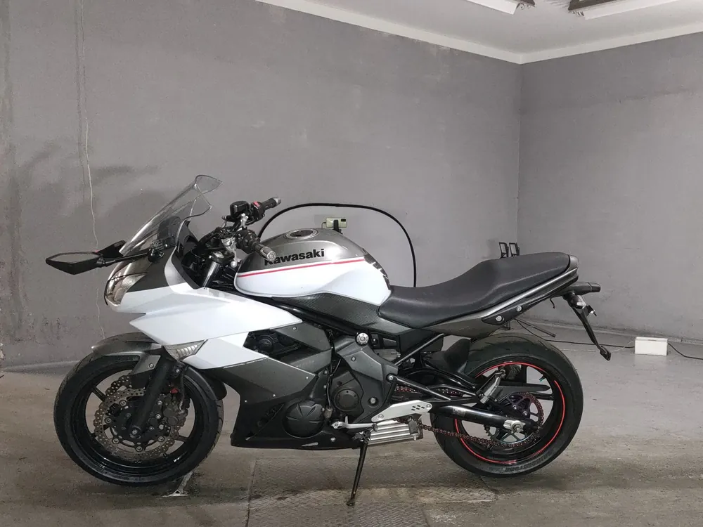 Kawasaki Ninja 400R 2015, белый, серебристый, фото 2