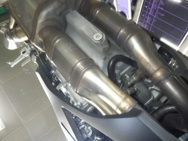 BMW S1000Rr 2025, чёрный, фото 7